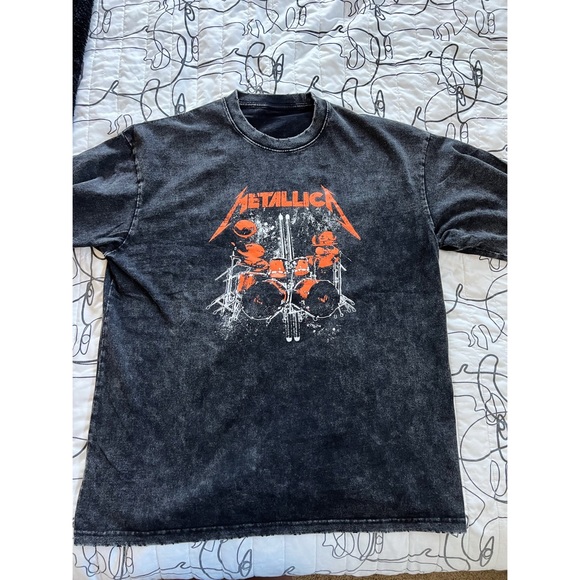 METALLICA Band Tee ❤️‍🔥 - Picture 3 of 4